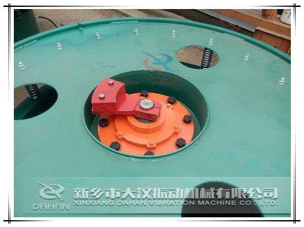 1500振動篩電機(jī)安裝位置 1500振動篩電機(jī)安裝位置